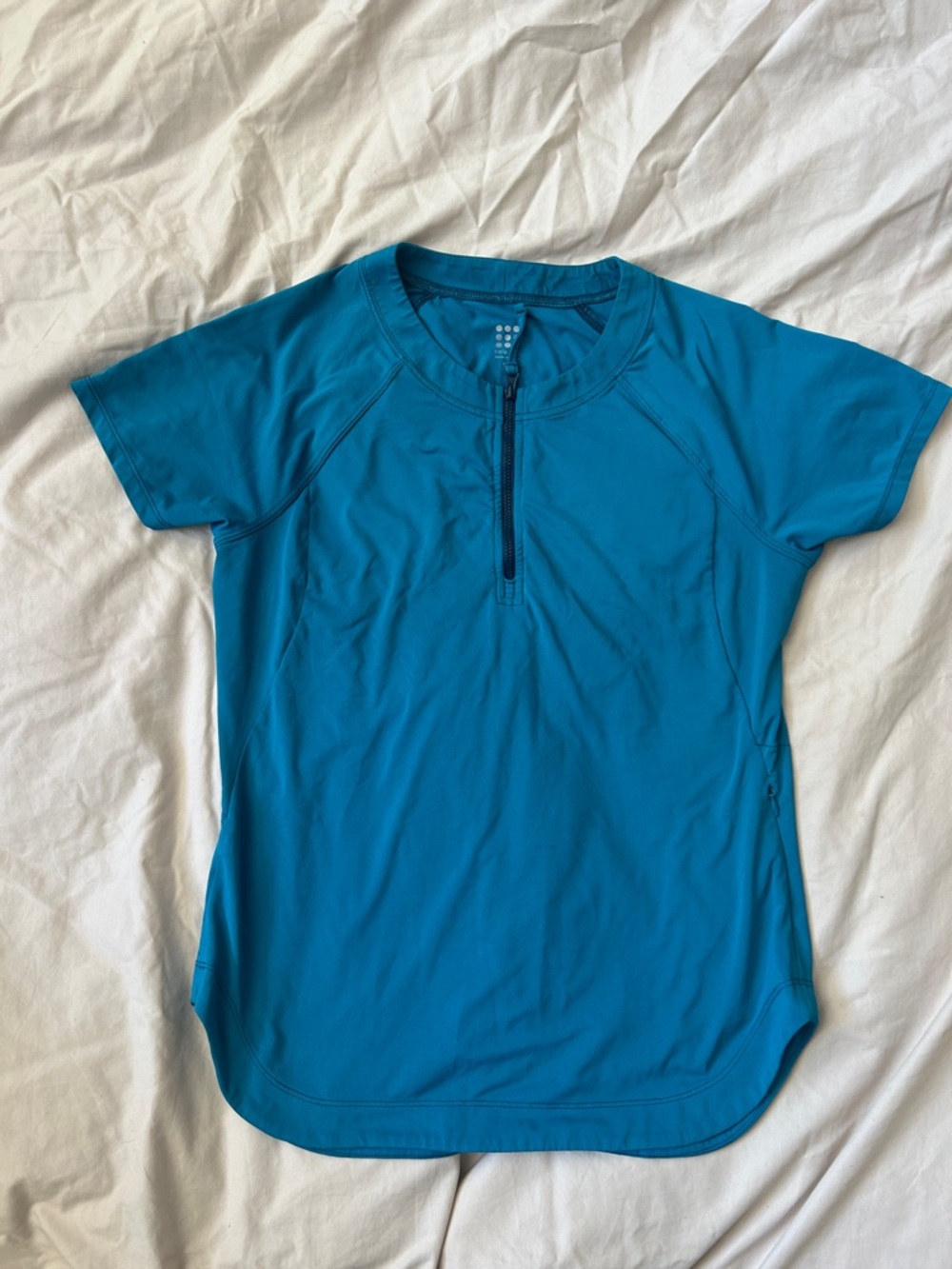 Title Nine Sunbuster S/S, Zip Front Active Top